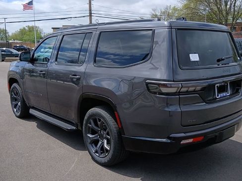 New 2026 Jeep Grand Wagoneer Limited AWD/4WD image 5