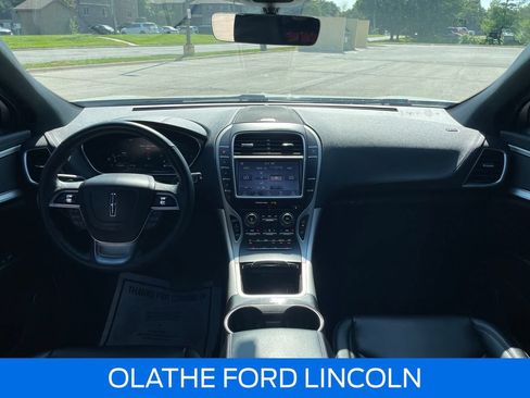 Certified 2019 Lincoln Nautilus Premier AWD/4WD image 14
