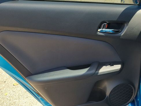 Used 2022 Toyota Prius LE image 17