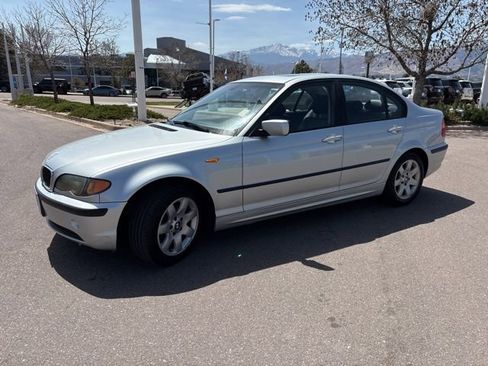 Used 2004 BMW 325i Sedan RWD image 3