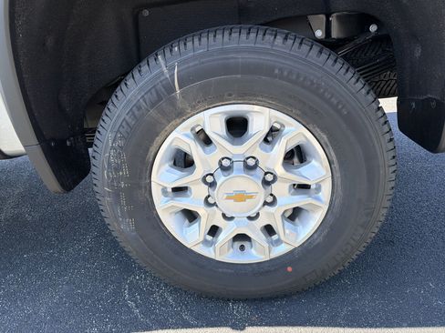 New 2026 Chevrolet Silverado 2500 LT w/ Convenience Package image 19