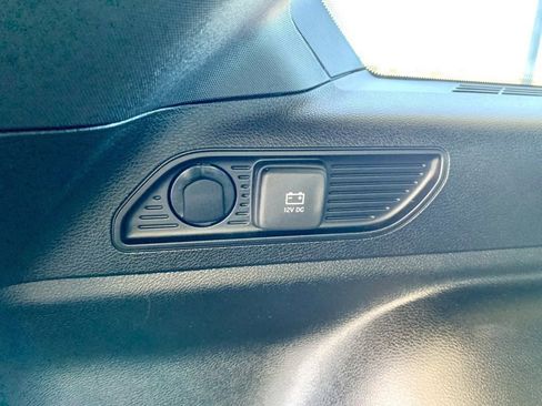 Used 2023 Jeep Grand Cherokee Altitude image 22