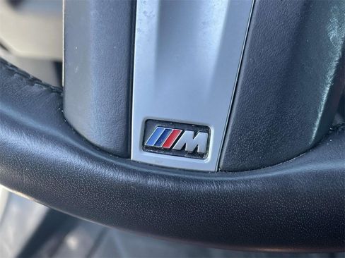 Used 2022 BMW X6 xDrive40i w/ Executive Package image 22