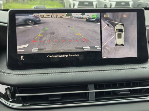 Used 2023 INFINITI QX60 Luxe w/ Vision Package image 20