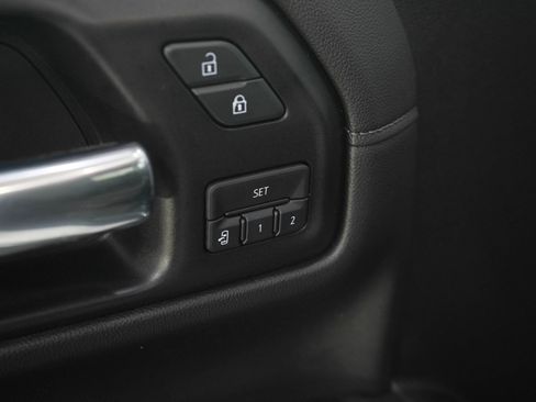 Used 2019 GMC Sierra 1500 SLT w/ SLT Premium Package AWD/4WD image 23