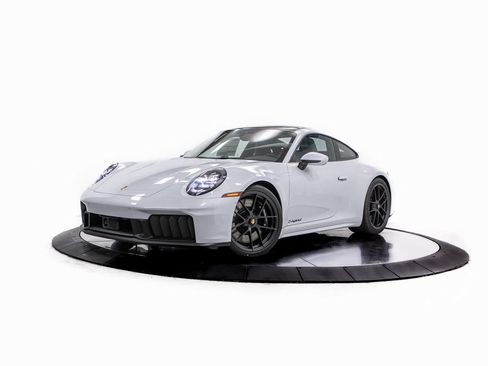 New 2026 Porsche 911 Carrera 4 GTS image 1