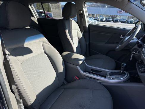 Used 2016 Kia Sportage LX w/ LX Popular Package image 23