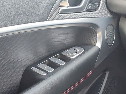 Used 2023 Genesis G70 2.0T w/ Sport Prestige Package image 12