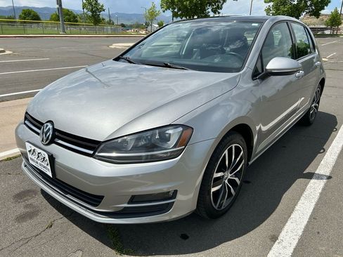 Used 2016 Volkswagen Golf SE w/ Lighting Package image 1