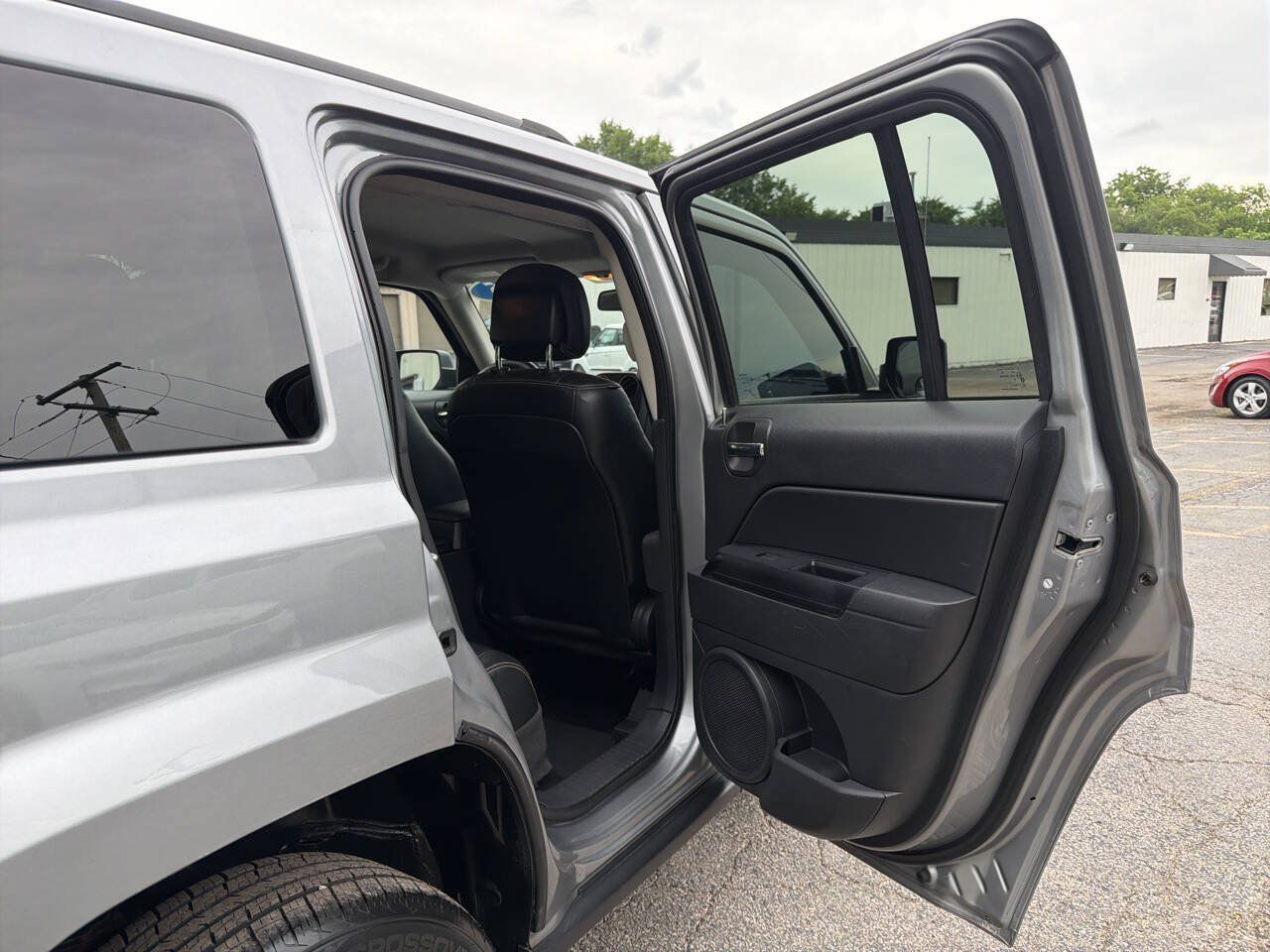 Used 2015 Jeep Patriot Sport w/ Power Value Group AWD/4WD image 24