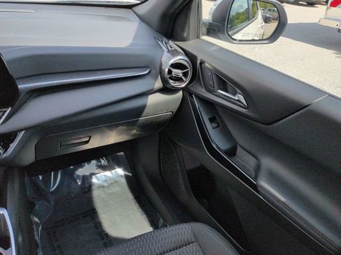 Used 2026 Chevrolet Equinox LT FWD image 19