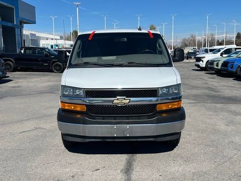 Used 2022 Chevrolet Express 2500 Work Van w/ Driver Convenience Package image 6