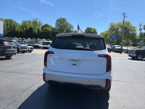 Used 2024 Kia Telluride S w/ S Sunroof Package AWD/4WD image 4