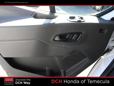 Used 2023 Ford E-Transit Medium Roof image 14