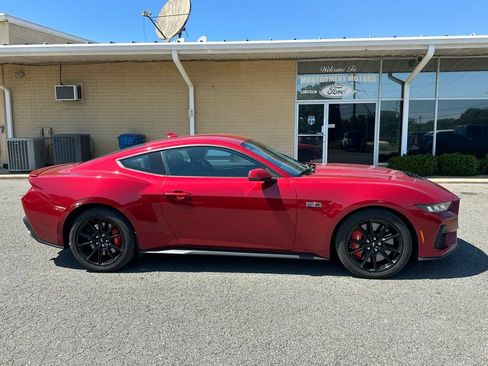 Used 2024 Ford Mustang GT Premium RWD image 10