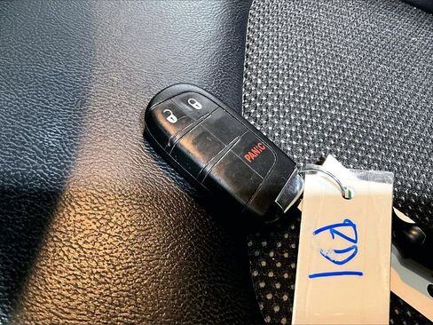 Used 2018 Jeep Compass Trailhawk image 19