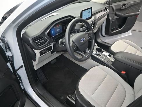 Used 2026 Ford Escape Active FWD image 5