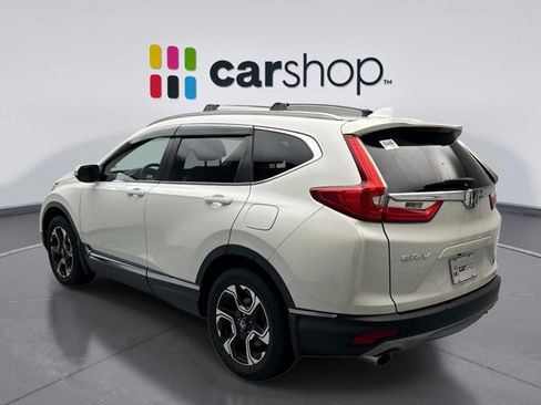 Used 2018 Honda CR-V Touring image 3