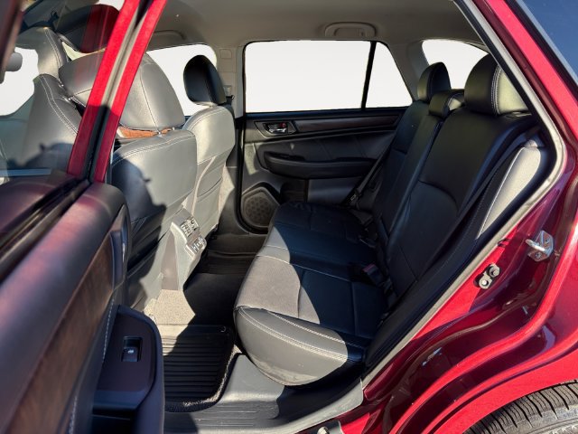 Used 2019 Subaru Outback 2.5i Limited AWD/4WD image 13