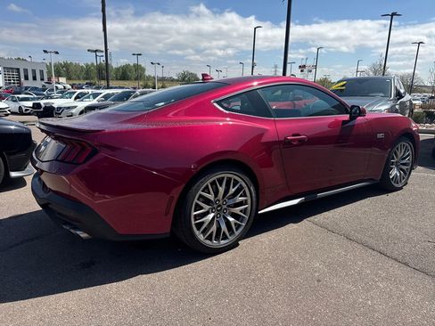 Used 2025 Ford Mustang GT Premium RWD image 27