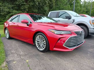 Used 2021 Toyota Avalon Limited w/ Advanced Safety Package FWD video 1