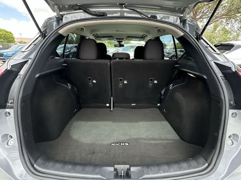 Used 2022 Nissan Kicks SV FWD image 26