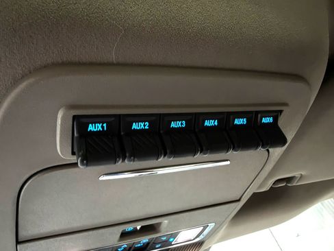 Used 2025 Ford F450 Platinum w/ Platinum Plus Package AWD/4WD image 24