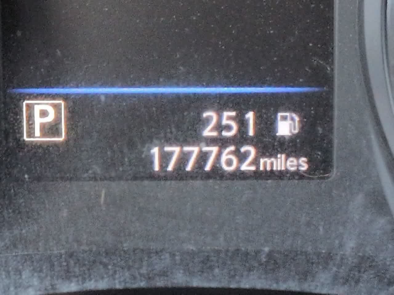Used 2018 Nissan Rogue SV FWD image 25