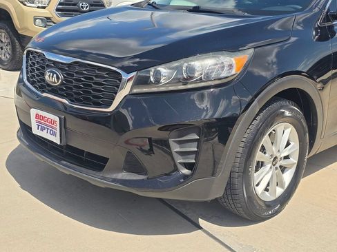 Used 2019 Kia Sorento L FWD image 8