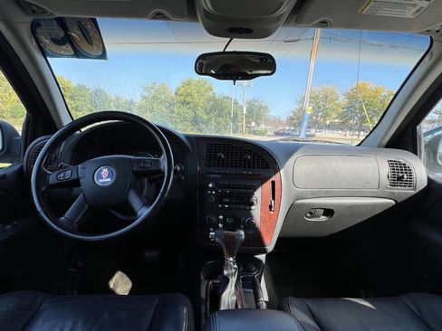Used 2005 Saab 9-7X Arc image 15