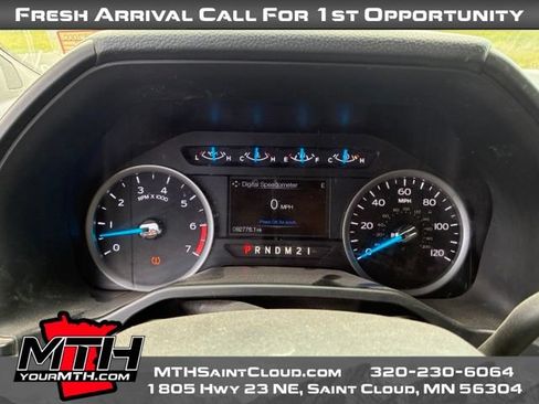 Used 2017 Ford F250 XLT w/ XLT Premium Package AWD/4WD image 13