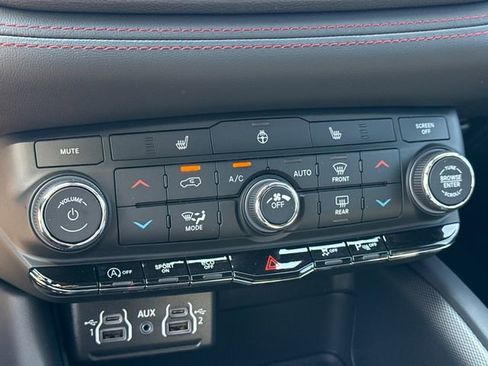 New 2026 Dodge Durango GT w/ Blacktop Package RWD image 25