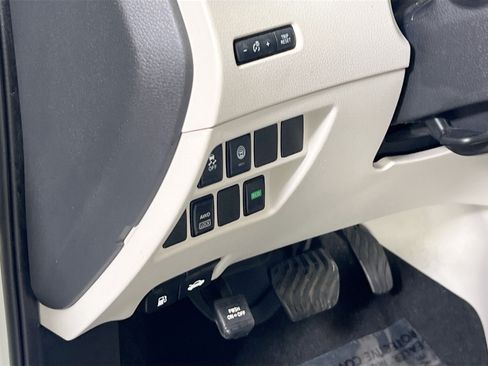 Used 2019 Nissan Rogue Sport SV AWD/4WD image 10