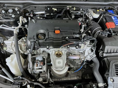 Used 2023 Honda Civic Sport image 30