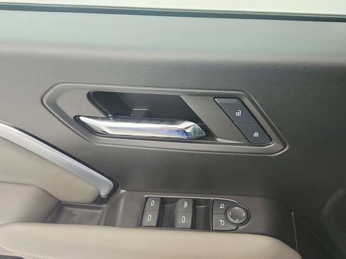 Used 2024 Chevrolet Colorado ZR2 w/ Technology Package image 24