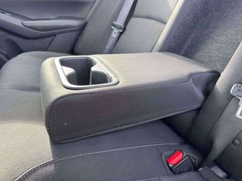 Used 2024 Nissan Altima 2.5 SV image 12