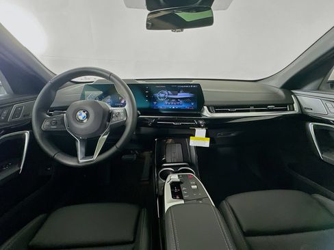 New 2026 BMW X2 xDrive28i w/ Technology Package AWD/4WD image 14