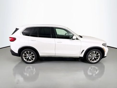 Used 2022 BMW X5 xDrive40i w/ Premium Package image 8