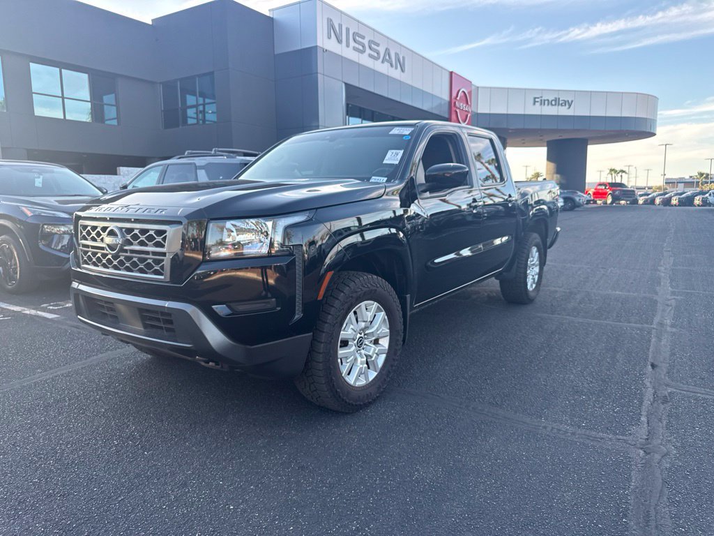 Used 2023 Nissan Frontier SV w/ Tow Package AWD/4WD image 2