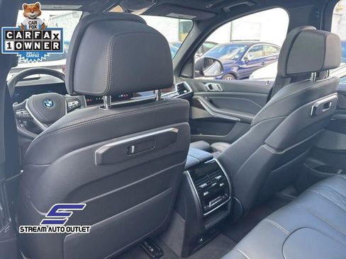 Used 2025 BMW X5 xDrive50e image 24