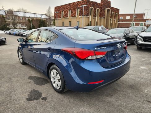 Used 2016 Hyundai Elantra SE image 3