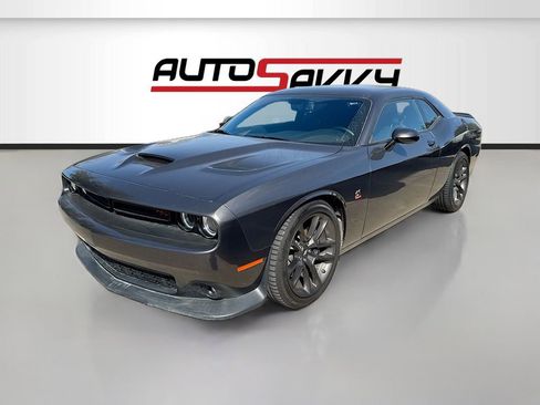 Used 2023 Dodge Challenger R/T Scat Pack RWD image 3