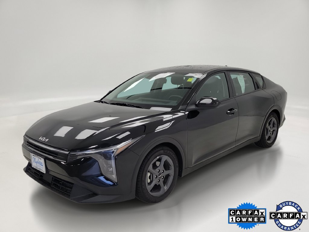 Used 2025 Kia K4 FWD image 1