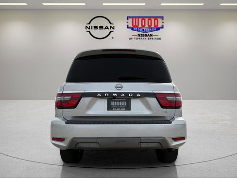 Used 2024 Nissan Armada SL image 3