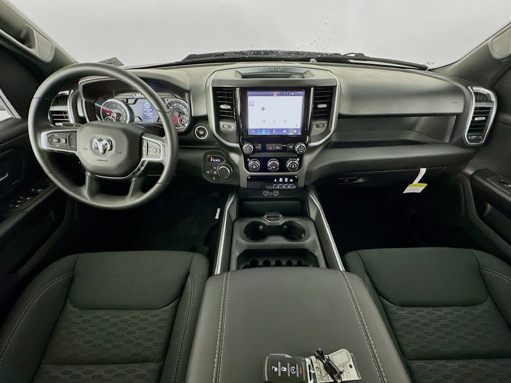 New 2026 RAM 1500 Express AWD/4WD image 9