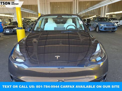 Used 2025 Tesla Model Y Performance image 10