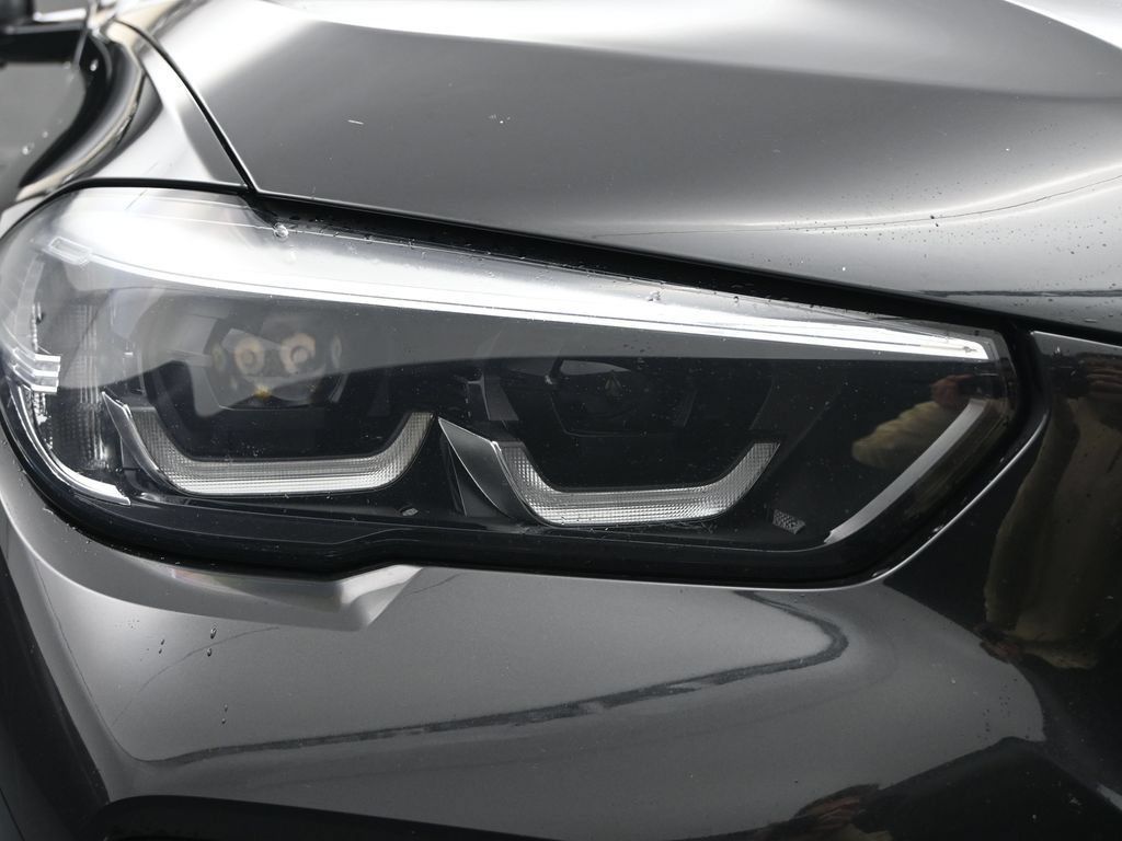 Used 2023 BMW X5 sDrive40i RWD image 4