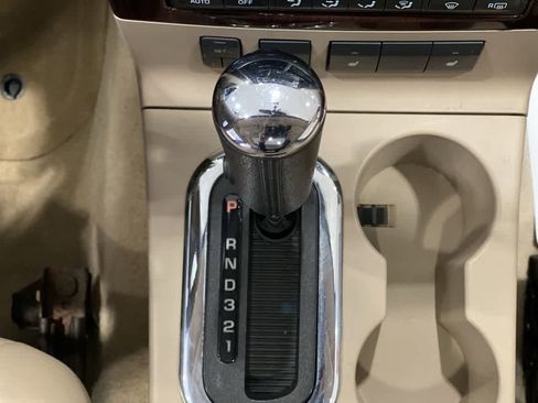 Used 2009 Ford Explorer Limited AWD/4WD image 21