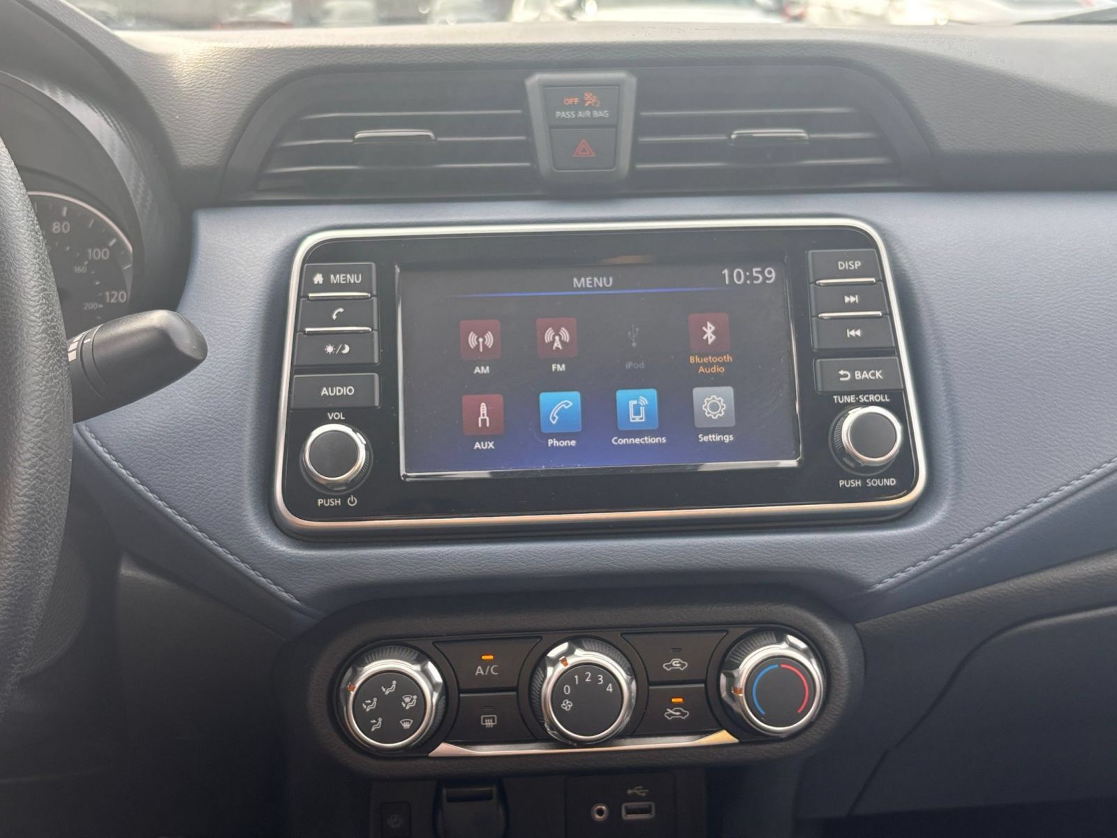 Used 2025 Nissan Versa SV FWD image 16