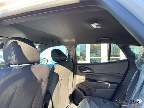 New 2026 Chevrolet Trax RS image 12